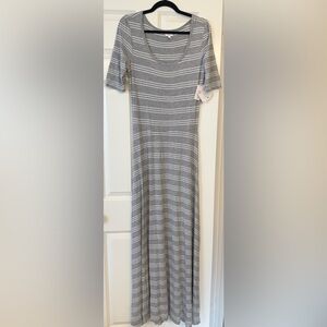 NWT LuLaRoe Anna Maxi Dress Gray and White Size Medium